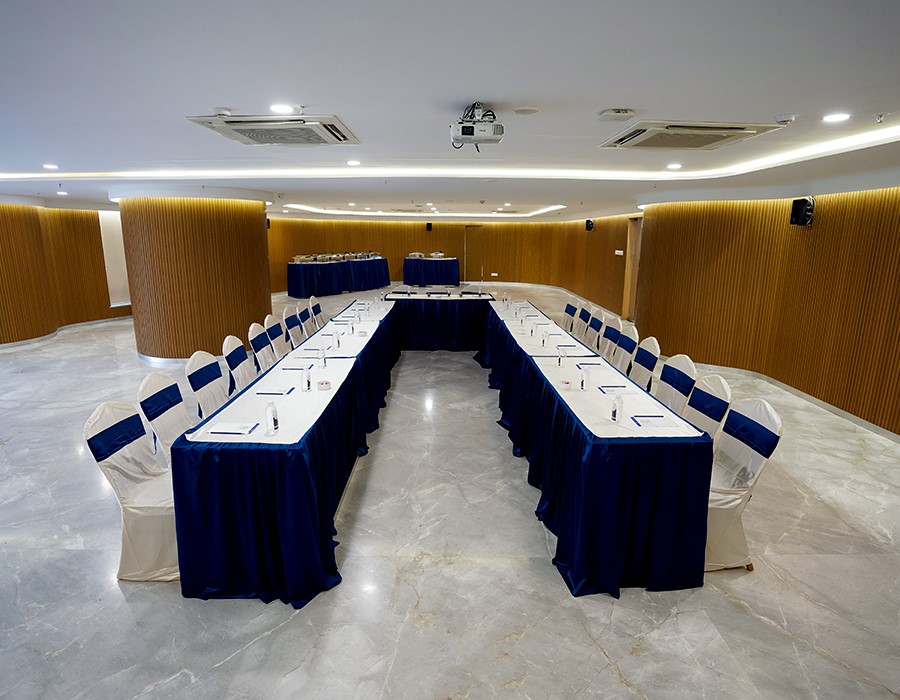 Mint Grande Banquet
